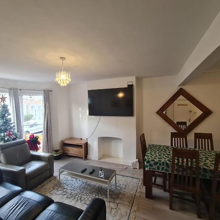 הוילה 3-Bed House In London Self-Contained In Ladywell מראה חיצוני תמונה