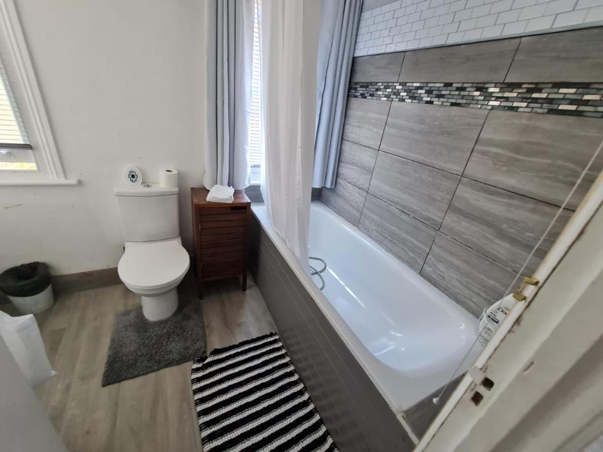 הוילה 3-Bed House In London Self-Contained In Ladywell מראה חיצוני תמונה