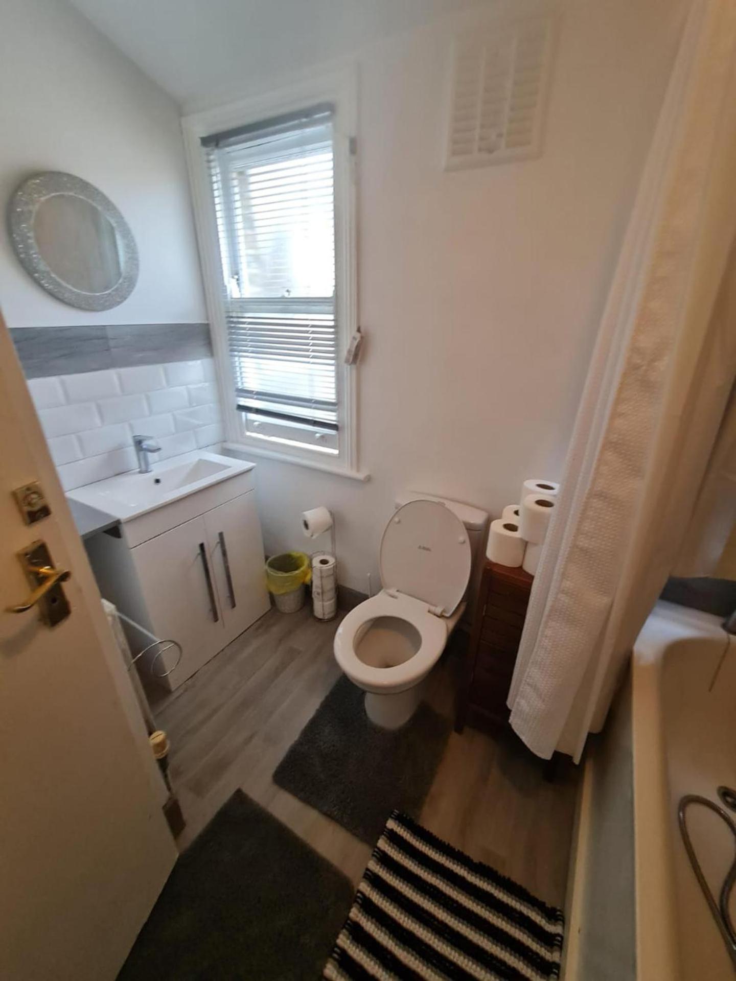 הוילה 3-Bed House In London Self-Contained In Ladywell מראה חיצוני תמונה